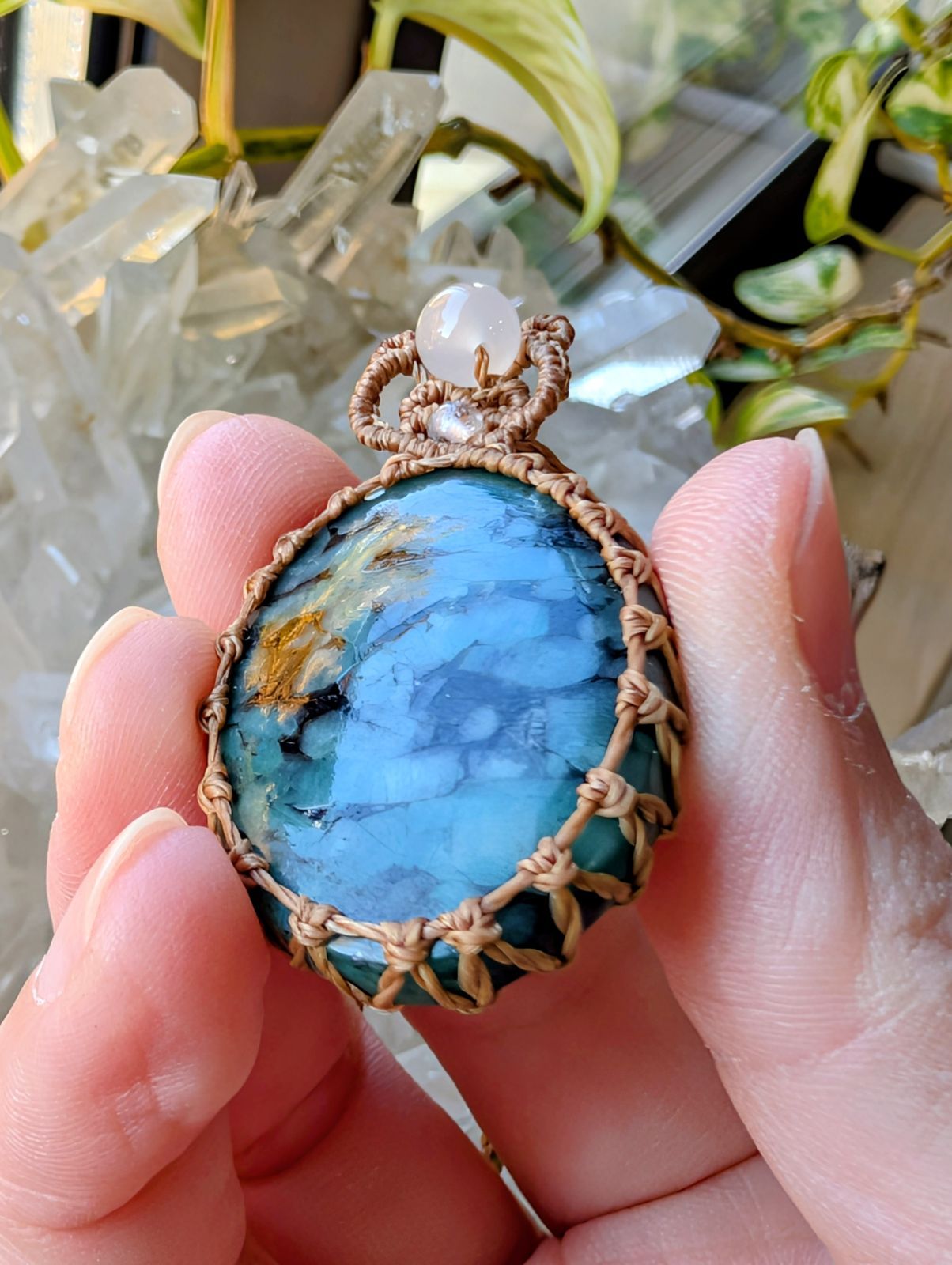 エメラルド マクラメ編みネックレス