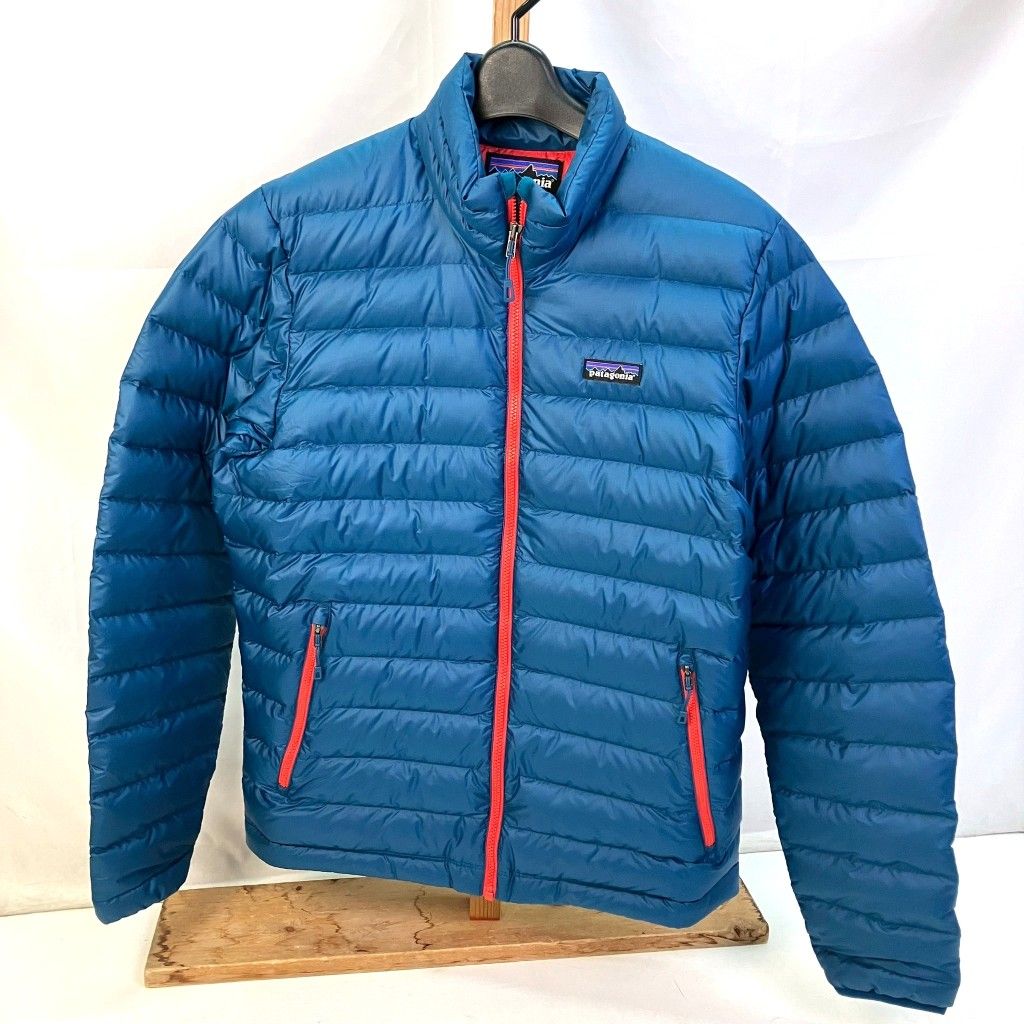 01w-5633 パタゴニア patagonia ダウンセーター 84674 FA18 ブルー レッド サイズS メンズ ダウンジャケット アウター 品