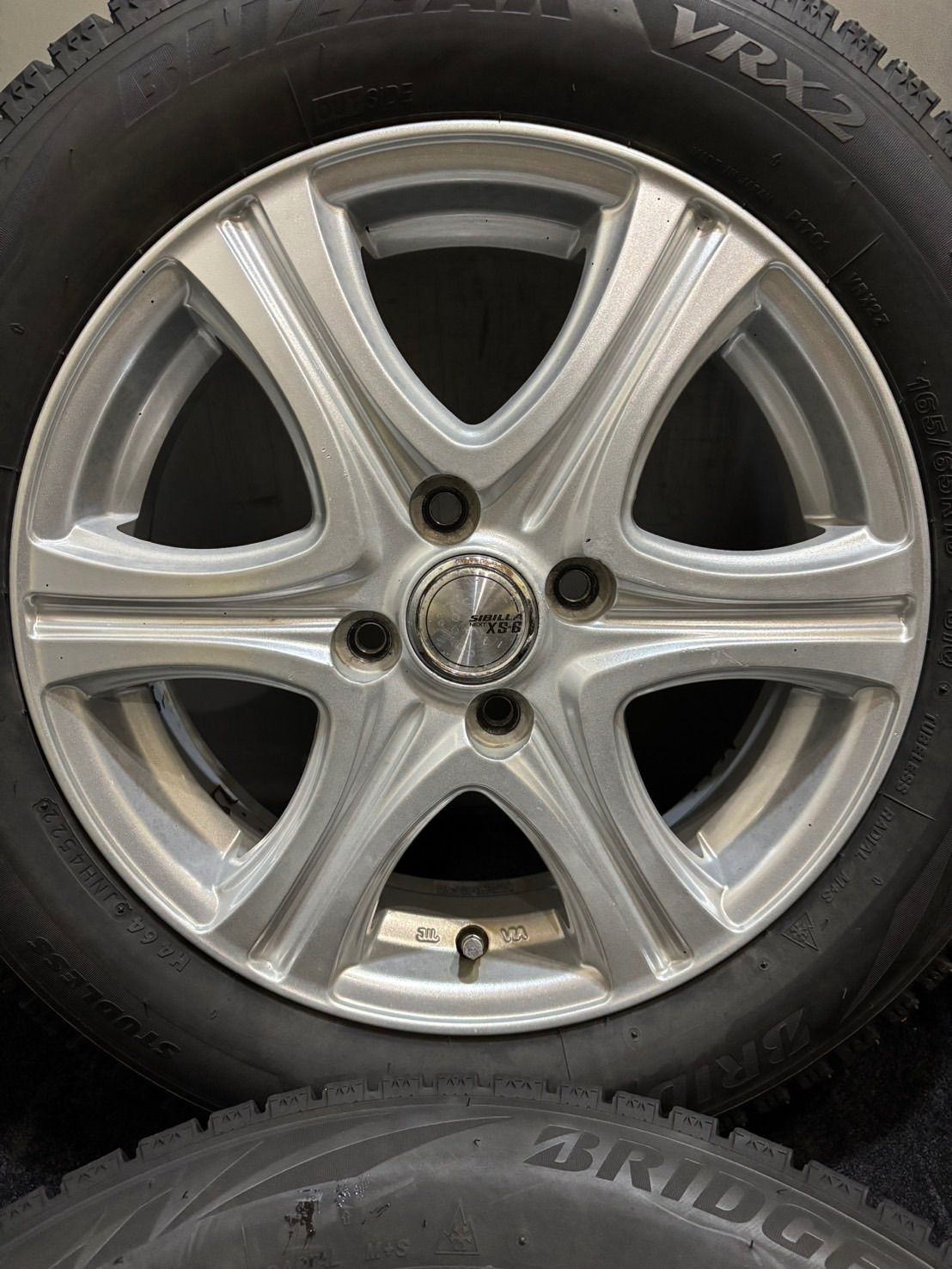 165 65 R 15 VRX 2 22年製 SIBILLA 15インチ 4 5 J 45 100 H スタッドレス 4本 タフト ソリオ デリカD 南1 K 707