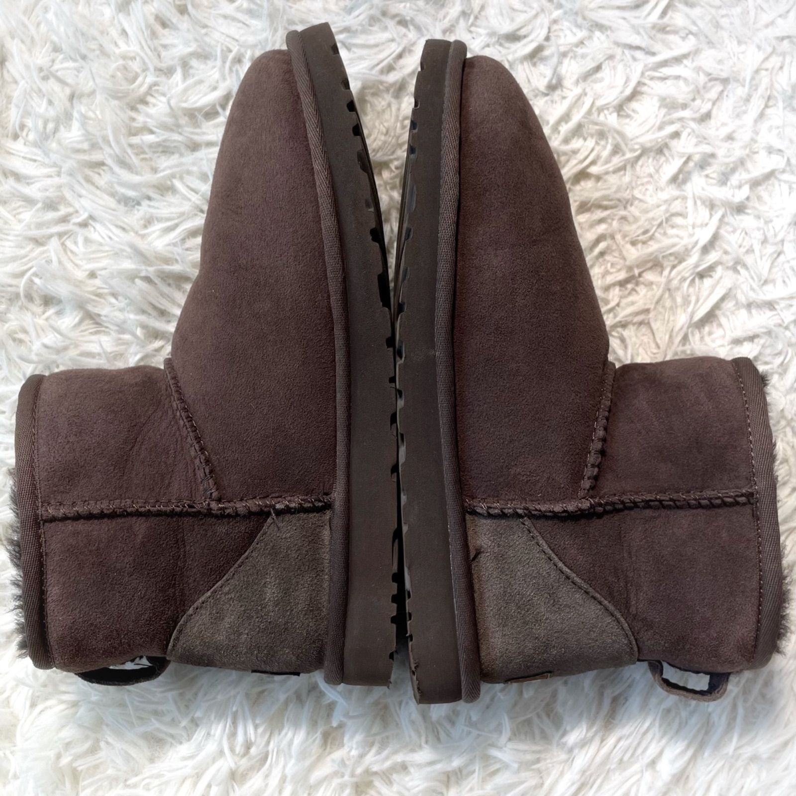 極美品 UGG australia アグ W CLASSIC MINI 5854 W/CHO クラシックミニ 