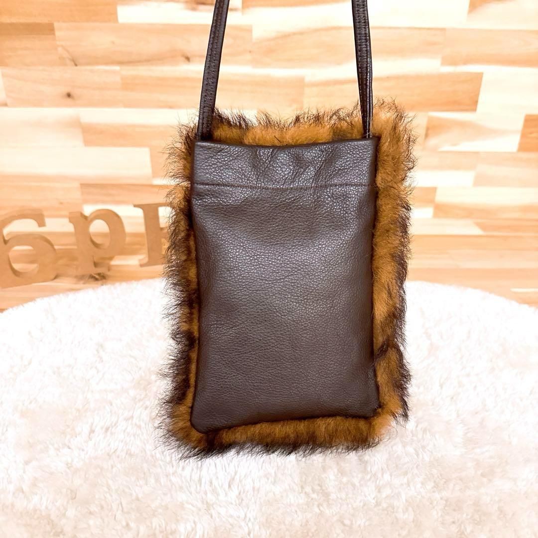 ショルダーバッグ