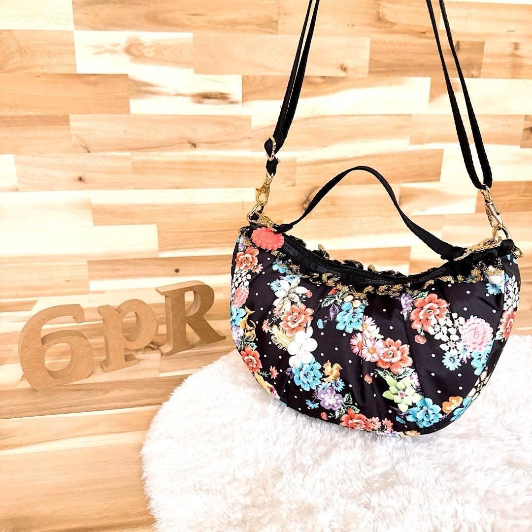 レスポートサック×ベネフィット ラメ フリル 花柄ショルダーバッグ黒×カラフル 軽量ナイロン ブラック コラボ 花フラワー