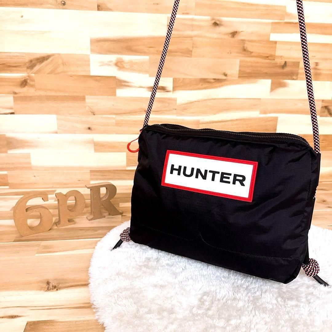 ハンター スクエア ラバー ロゴ ナイロン ショルダーバッグ 軽量 黒×白 軽量ナイロン ブラック×ホワイト