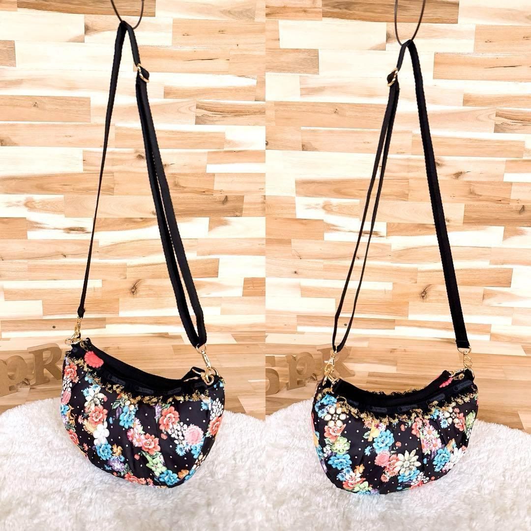 花柄ショルダーバッグ黒×カラフル 軽量ナイロン