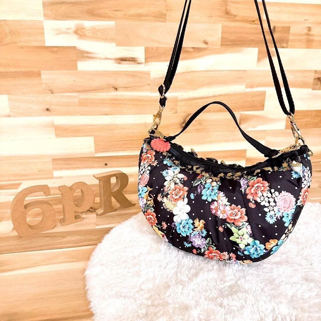  レスポートサック×ベネフィット ラメ フリル 花柄ショルダーバッグ黒×カラフル 軽量ナイロン ブラック コラボ 花フラワー ショルダーバッグ ショルダーバッグ