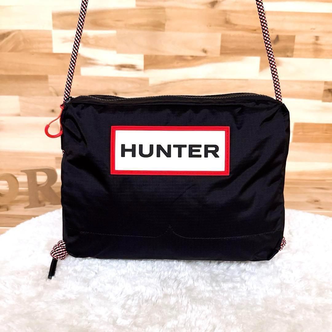 ハンター スクエア ラバー ロゴ ナイロン ショルダーバッグ 軽量 黒×白 軽量ナイロン ブラック×ホワイト