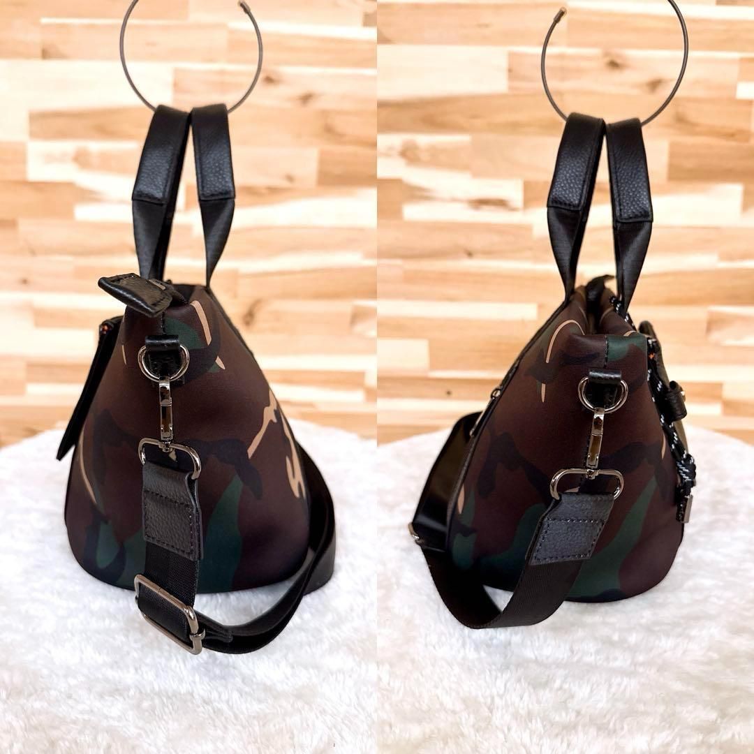 カモフラージュ