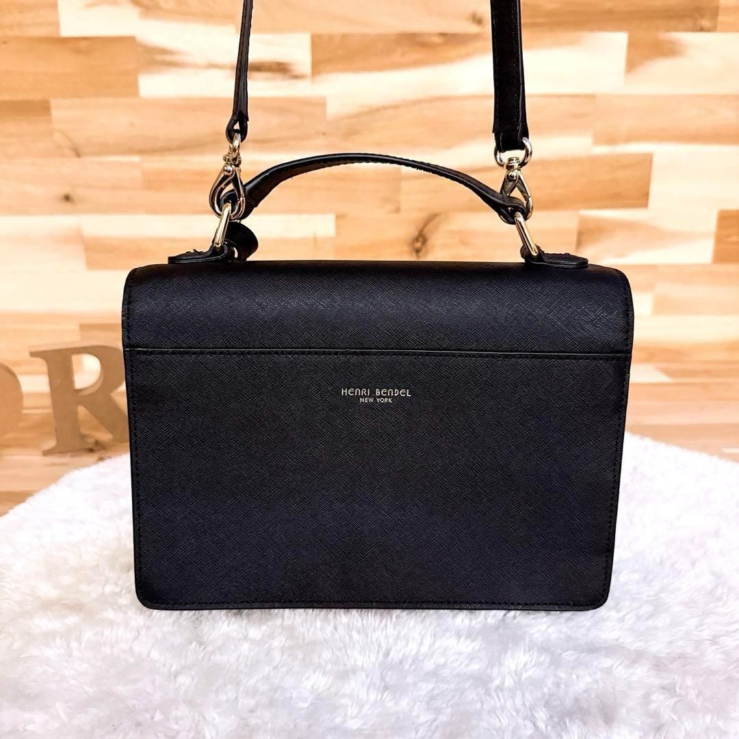 スクエア ブラック×ゴールド