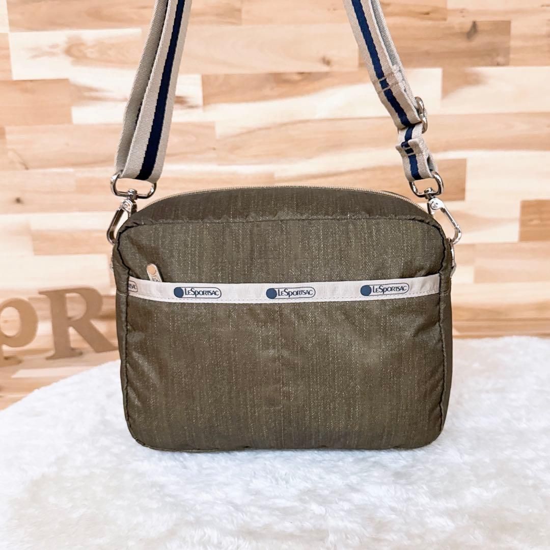 レスポートサック スクエア 無地ショルダーバッグ ストライプ カーキ×ベージュ 斜めがけ クロスボディ ポーチ付き 軽量ナイロン