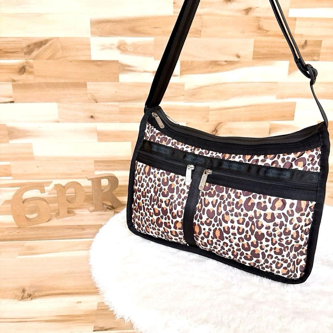 レスポートサック 豹 レオパード アニマル柄ショルダーバッグ 総柄 茶ブラウン A4サイズ 斜めがけ クロスボディ