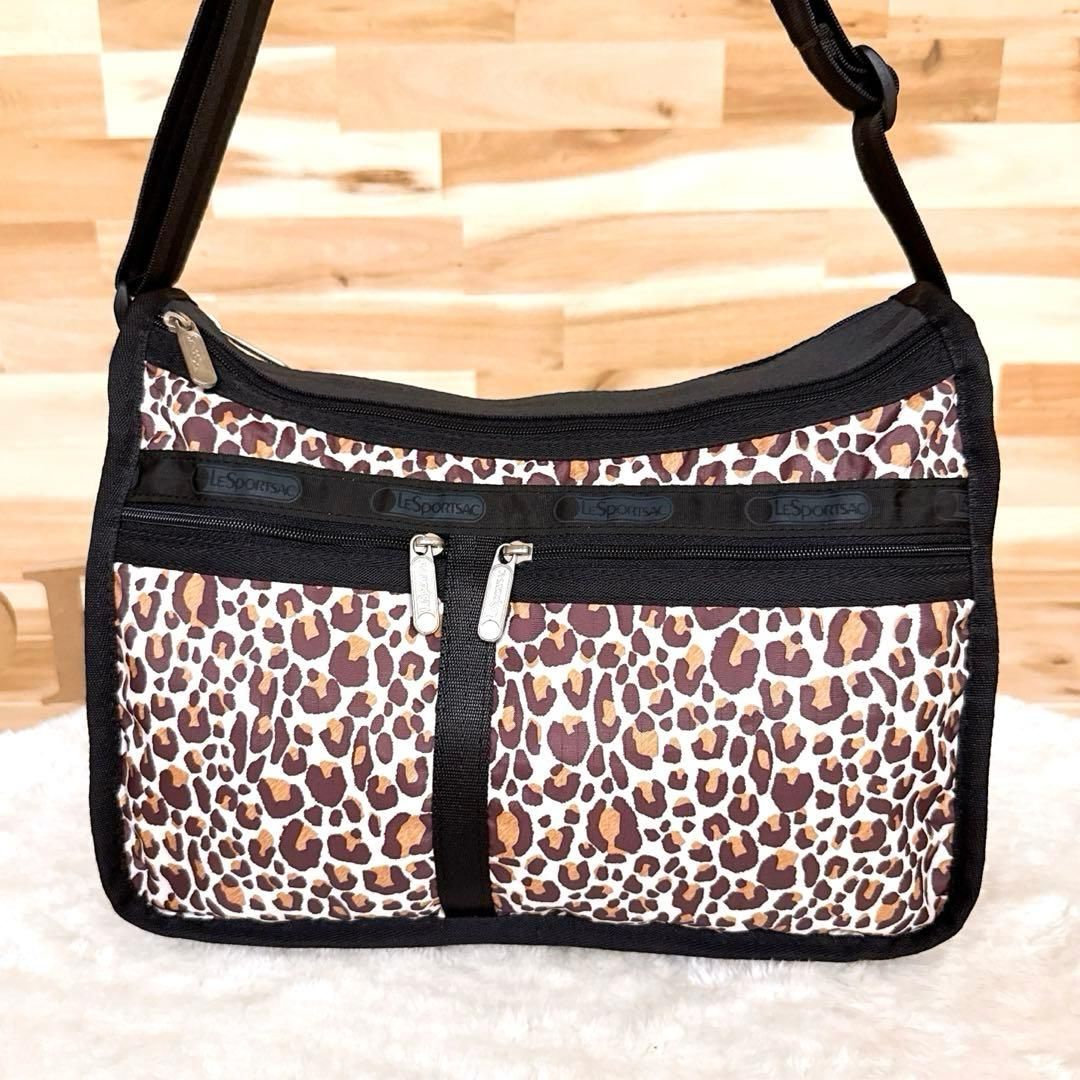 レスポートサック 豹 レオパード アニマル柄ショルダーバッグ 総柄 茶ブラウン A4サイズ 斜めがけ クロスボディ