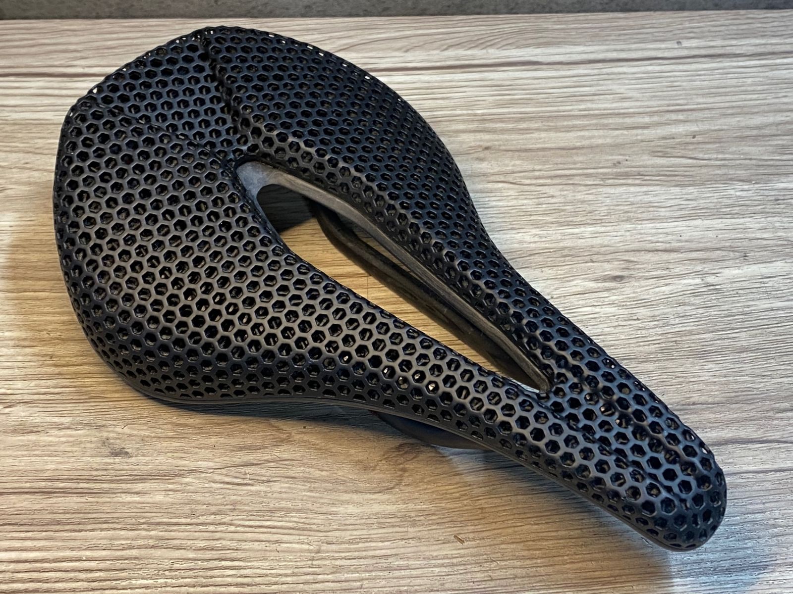 JO 484 TNi 3 D printing サドル 黒 カーボンレール