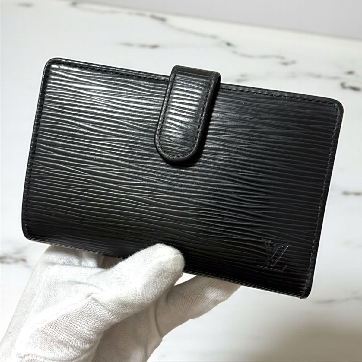 q71 ポルトフォイユヴィエノワ エピ ルイヴィトン 二つ折り財布 ノワール ブラック 黒 がま口財布 Louis Vuitton
