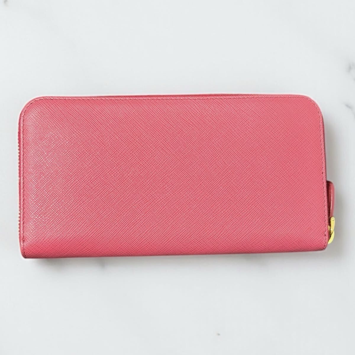 q 72 PRADA プラダ 長財布 サフィアーノ 三角ロゴ トライアングル ピンク ラウンドジップ ラウンドファスナー