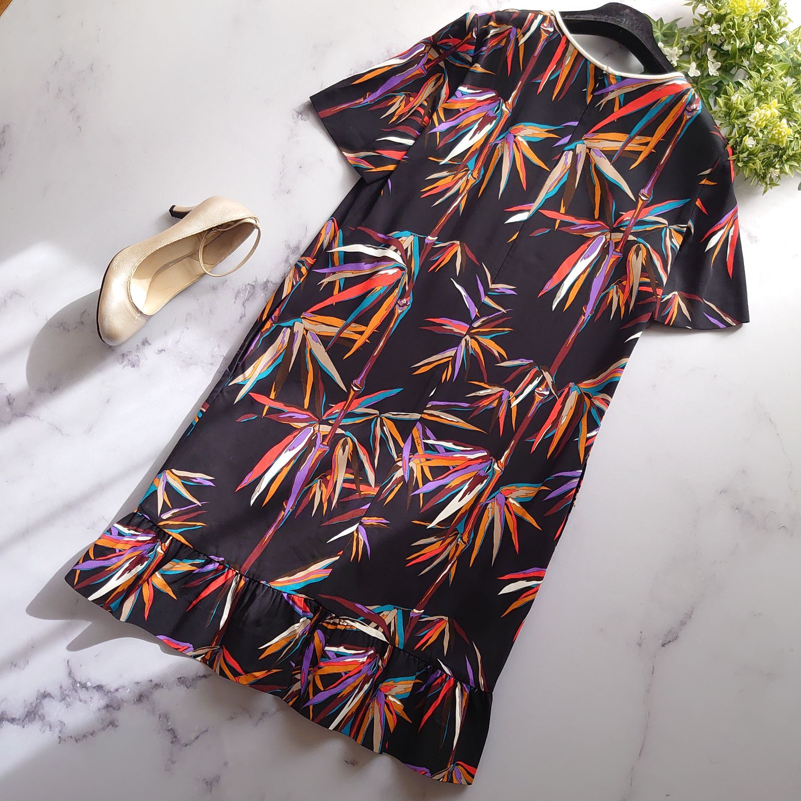 ✨新品タグ付✨エミリオプッチ 女優オーラ溢れる美シルエットワンピース 42 XL EMILIO PUCCI エミリオプッチ レディース ワンピース サイズ：38(S位