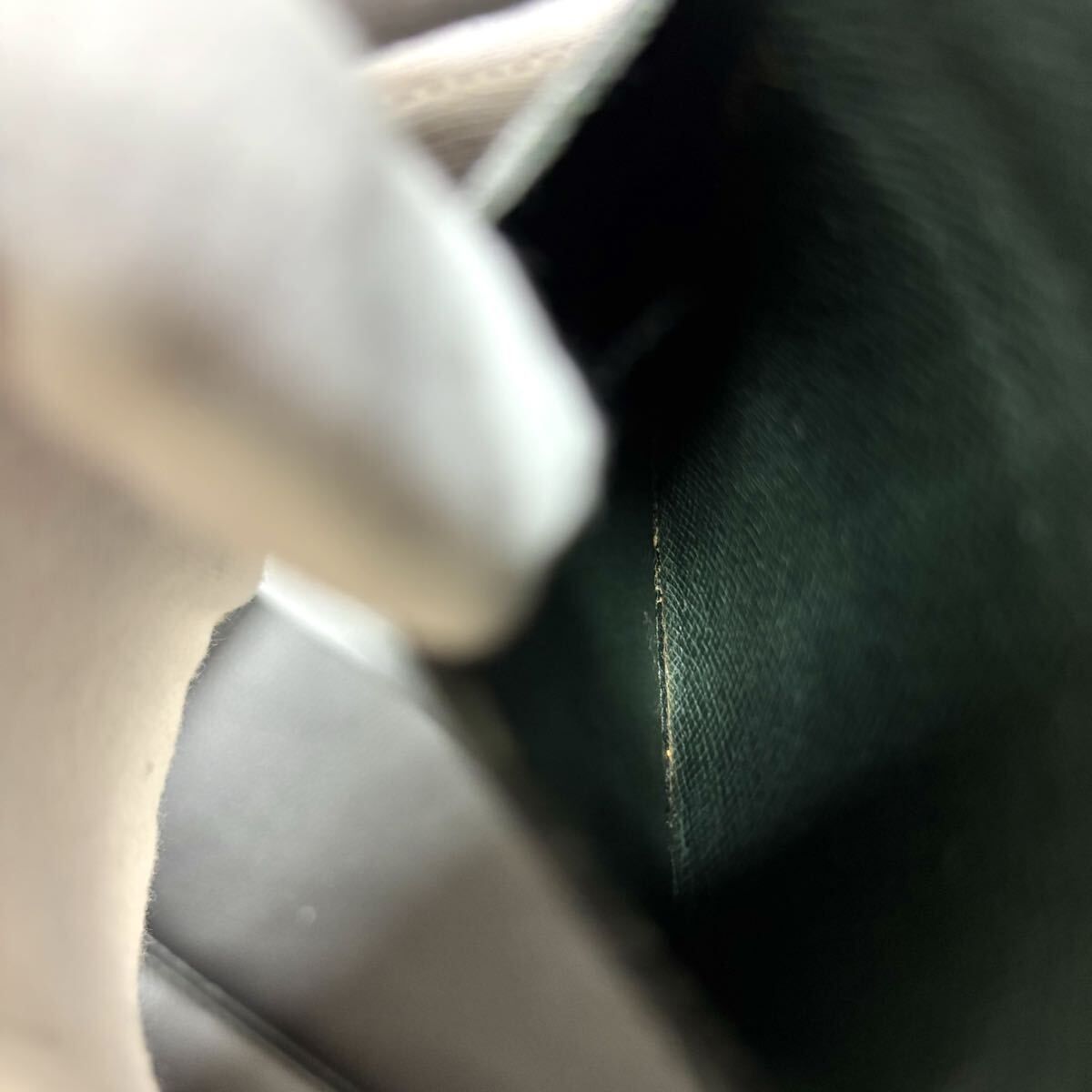  q 76 キュベット タイガ エセピア ルイヴィトン コインケース ダークグリーン 馬蹄形 小銭入れ Louis Vuitton コインケース 小銭入れ 小物