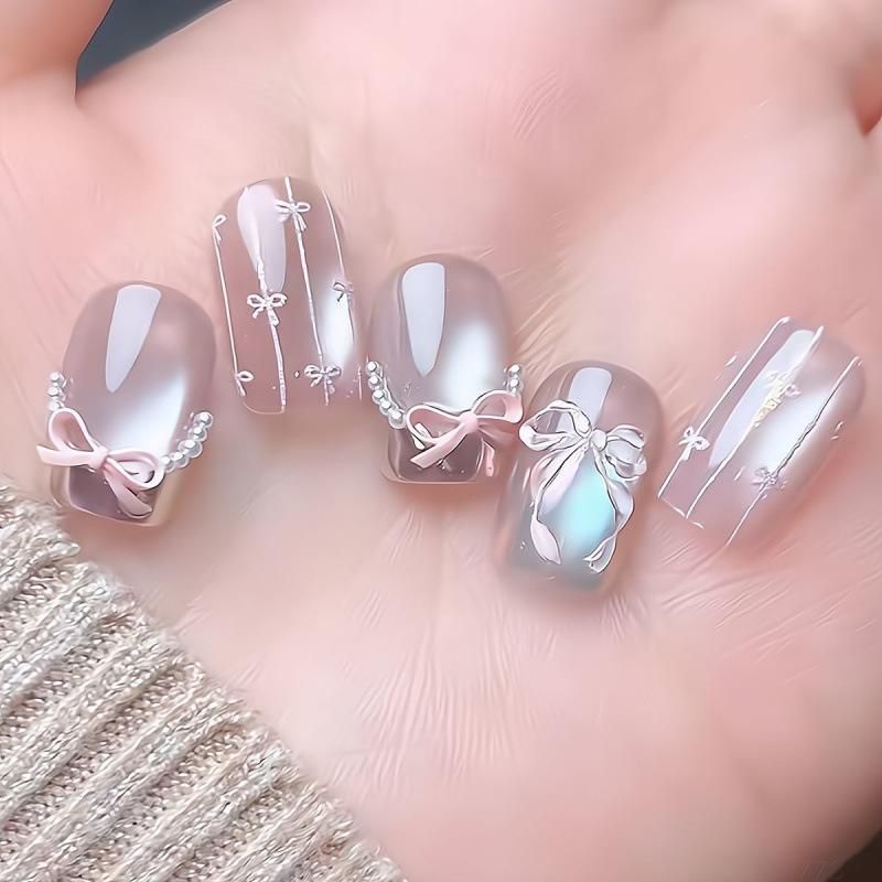 つけ爪 レディース 短め 猫目 バタフライ ネイルチップ かわいい 桃色