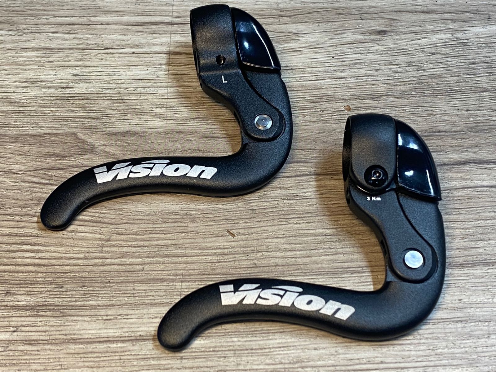 JO277 ヴィジョン VISION ブレーキレバー ブルホーン用 Φ22.2
