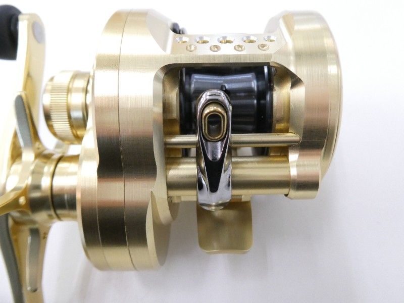 シマノ 21カルカッタコンクエスト 100HG 02-8211230009