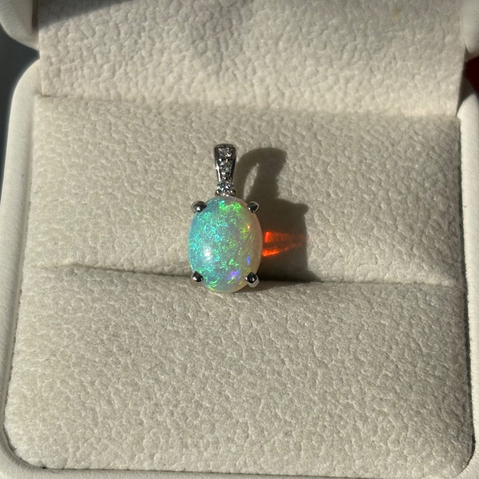 ネックレストップ