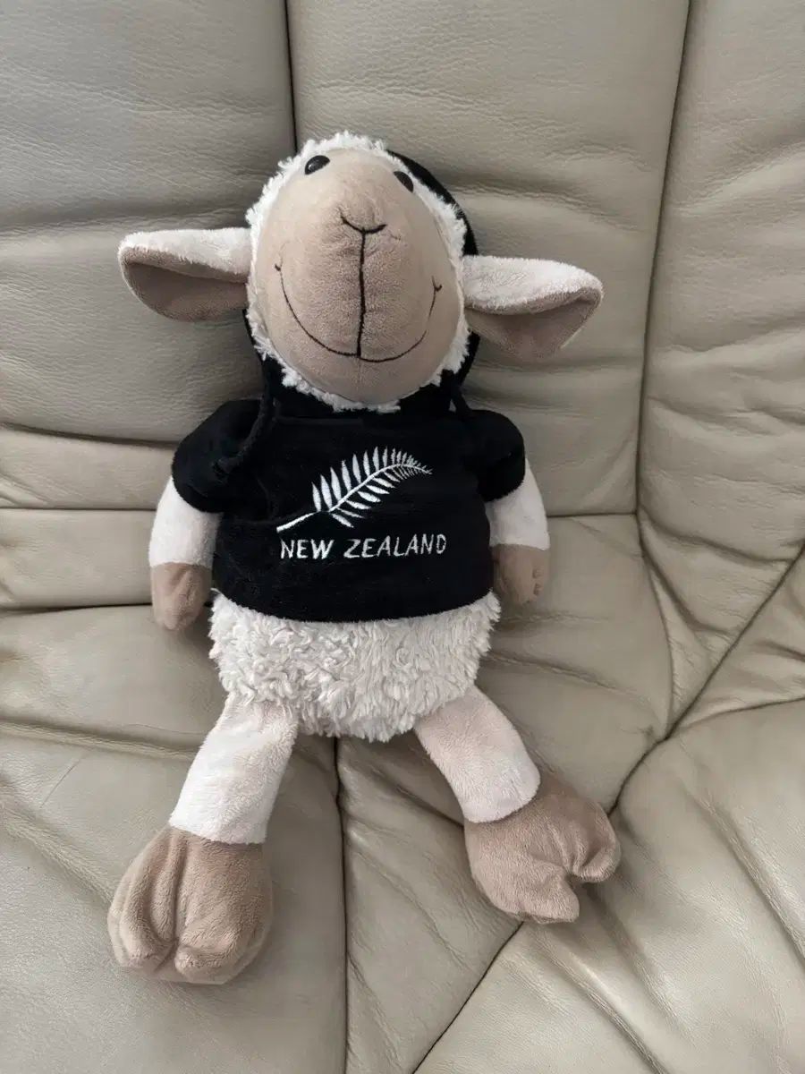 ニュージーランド WHO羊 ぬいぐるみ