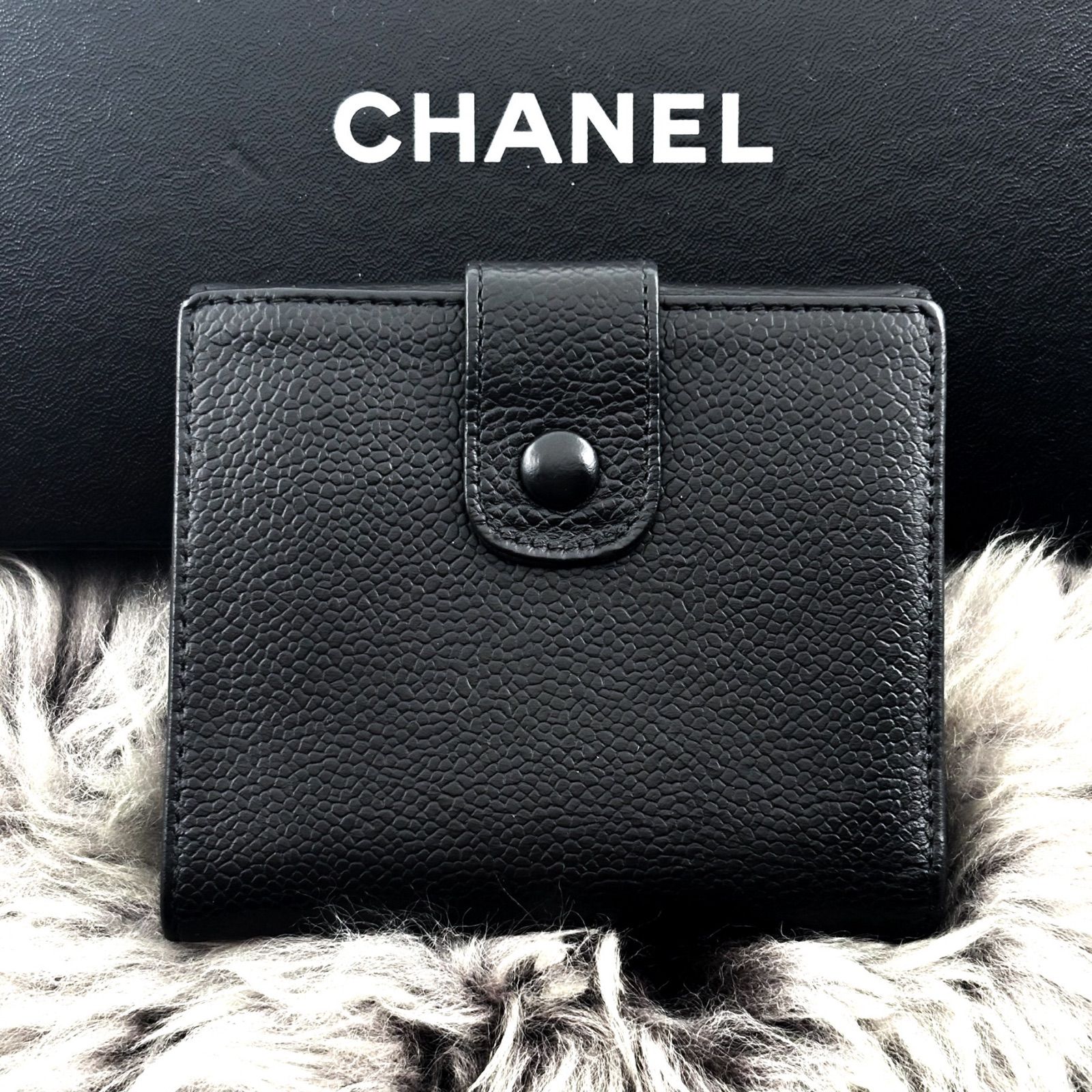 【超極美品✨】シャネル 財布 デカココ キャビア Wホック 二つ折 黒 極美品】CHANEL デカココ Wホック二つ折り財布 キャビアスキン 黒