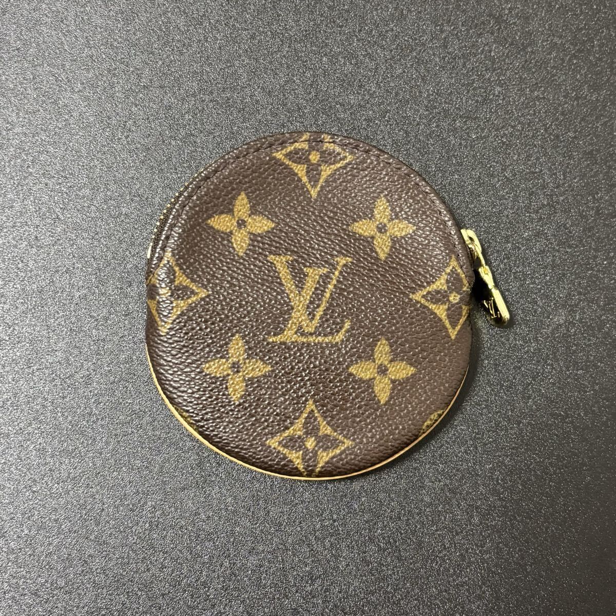 ロン モノグラム