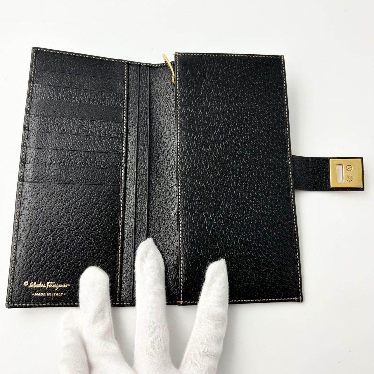  サルヴァトーレフェラガモ 長財布 1442 長財布 小物