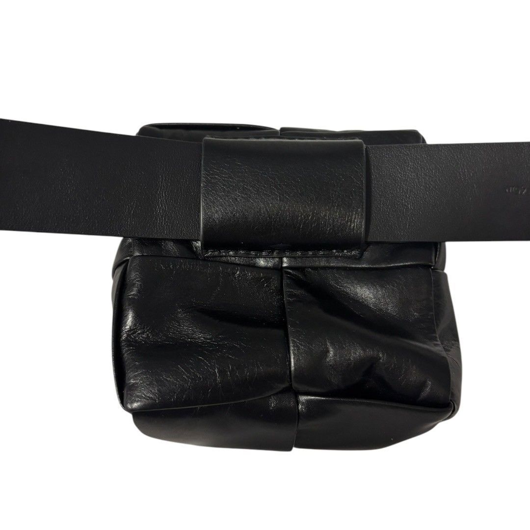 BOTTEGA マキシイントレ ベルトバッグ