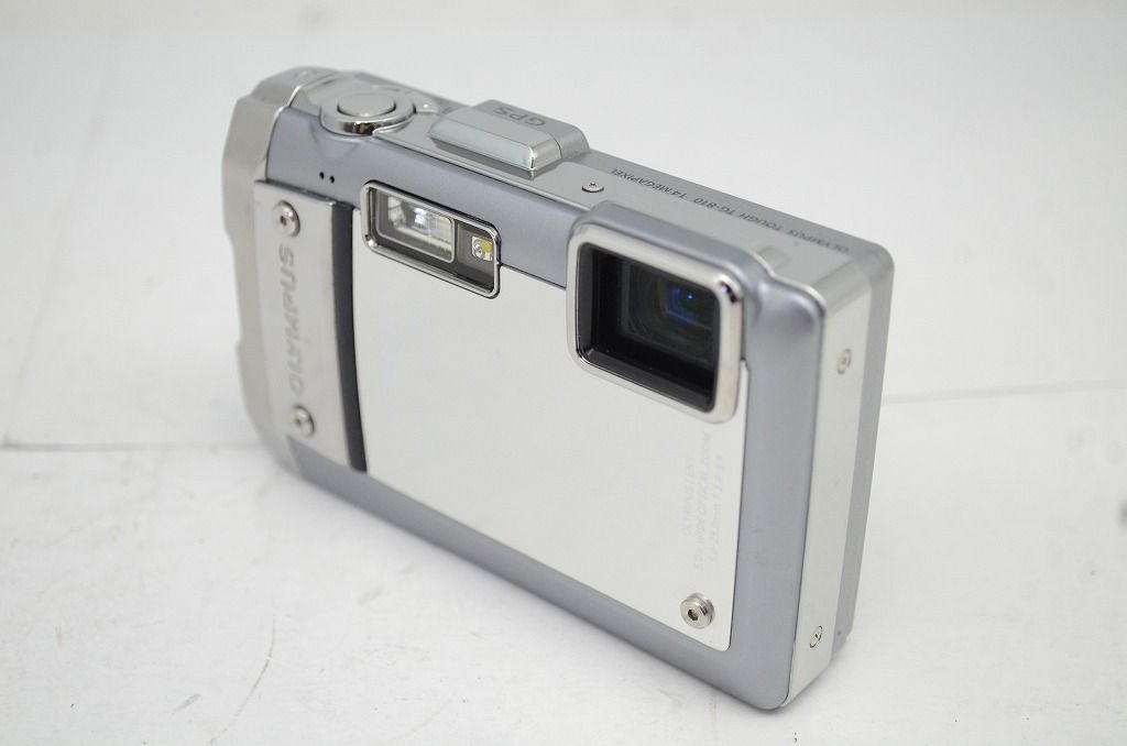 OLYMPUS オリンパス TG-810 Tough コンパクトデジタルカメラ シルバー PT-051付 251020t