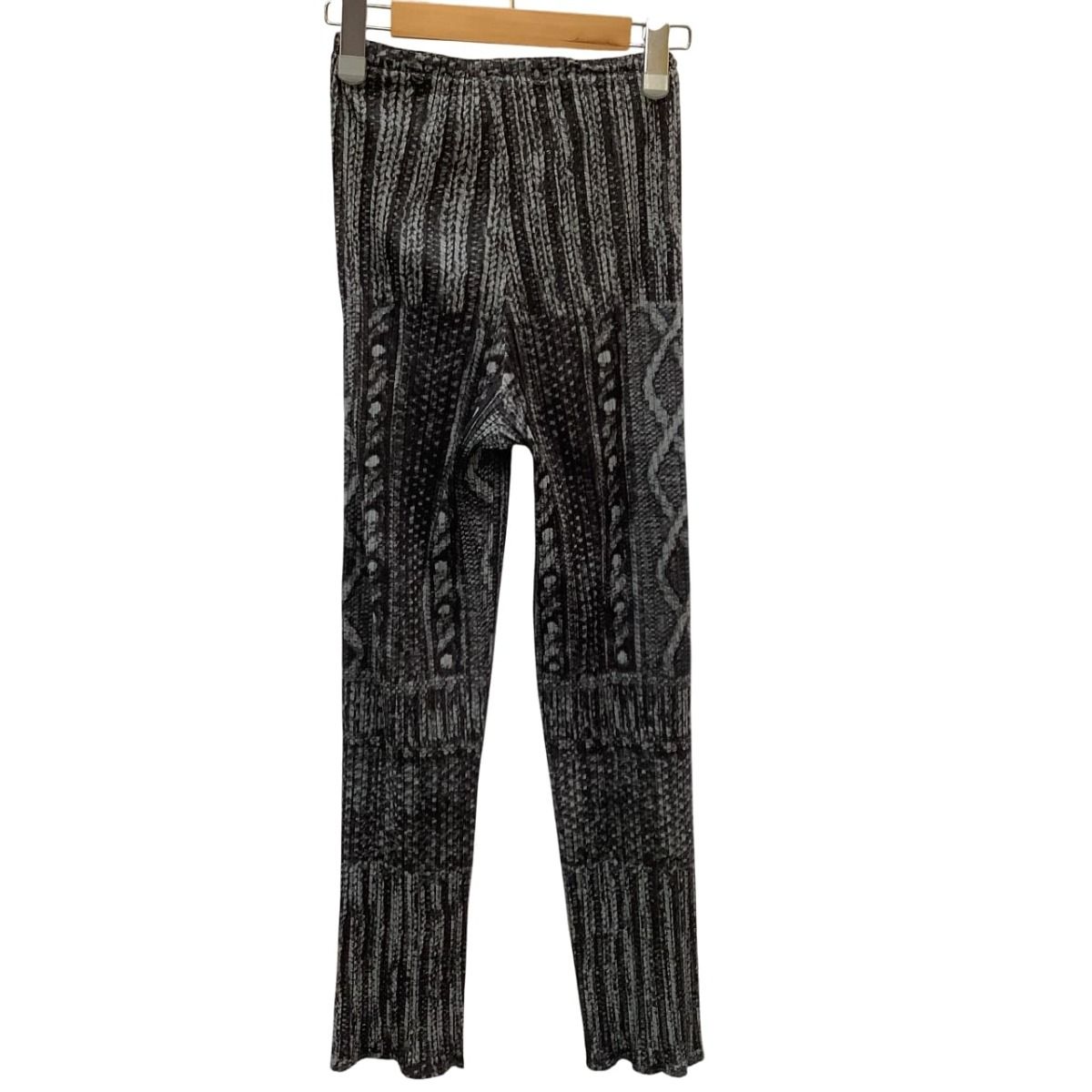 ISSEY MIYAKE イッセイミヤケ PLEATS PLEASE パンツ ケーブルニット転写 SIZE2 PP64-JF433 グレー