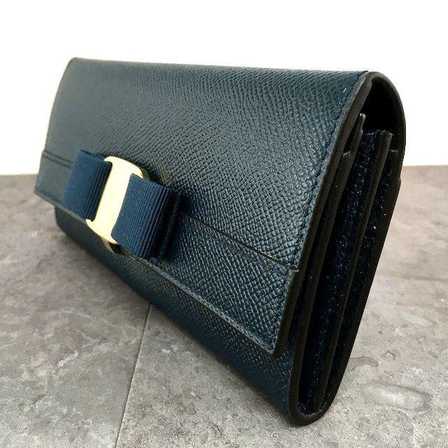  226 み Salvatore Ferragamo 長財布 ヴァラ 長財布 小物