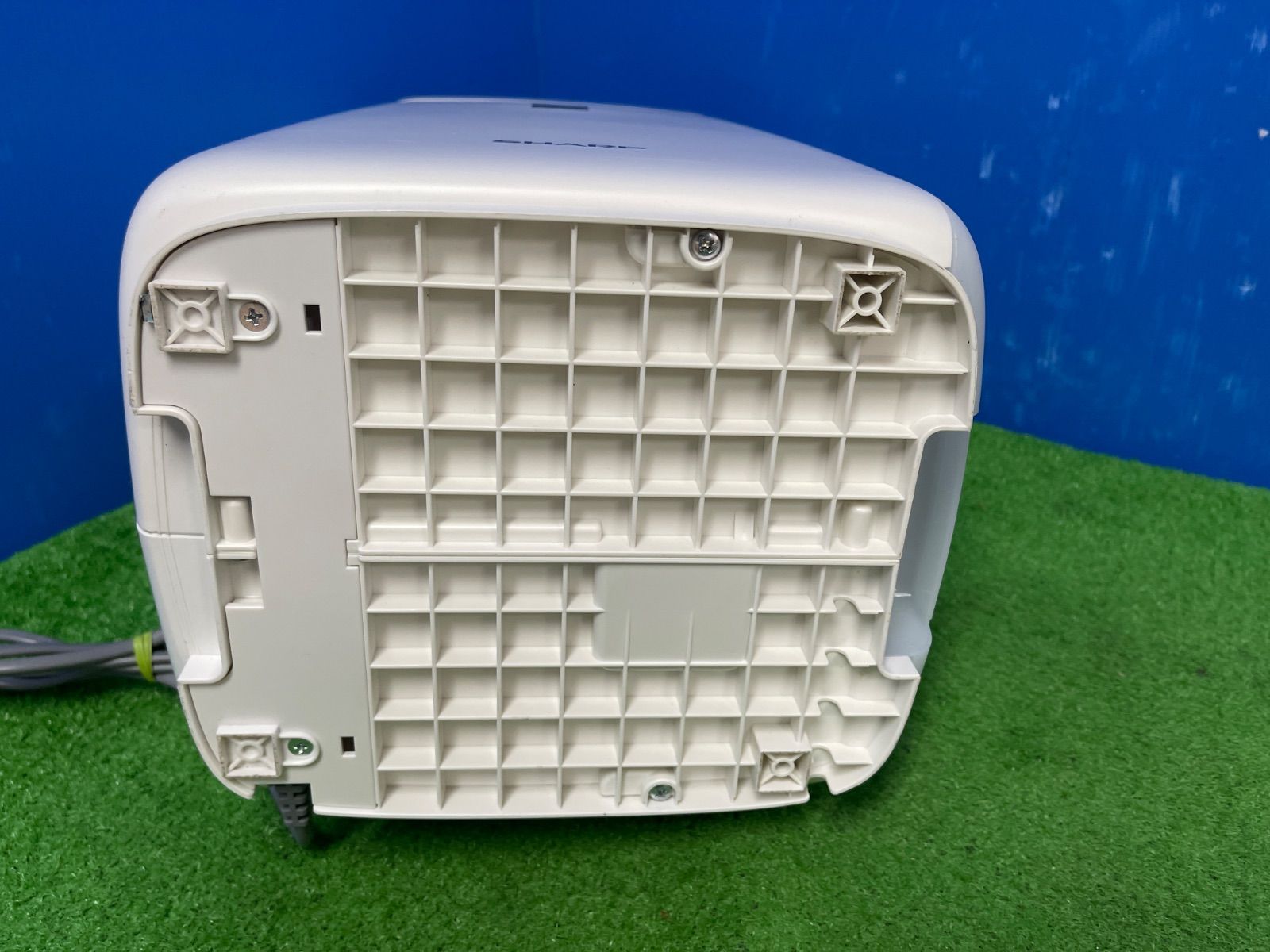 美品★SHARP HV-P55-W 加熱気化式加湿器 2022年製 美品☆SHARP HV-P55-W 加熱気化式加湿器 2022年製 【公式通販】