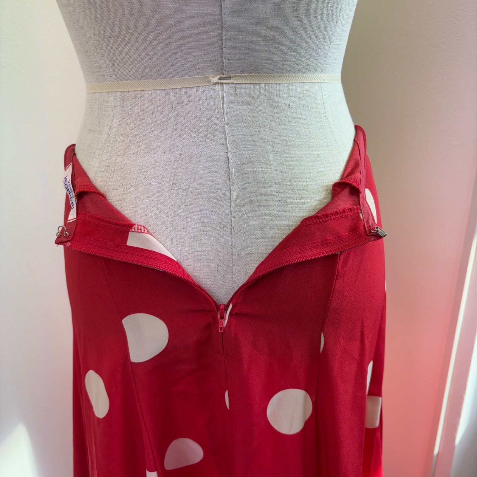 HERMOSA】フラメンコ衣装 ファルダ レッド ドット柄 フリル IBERIA