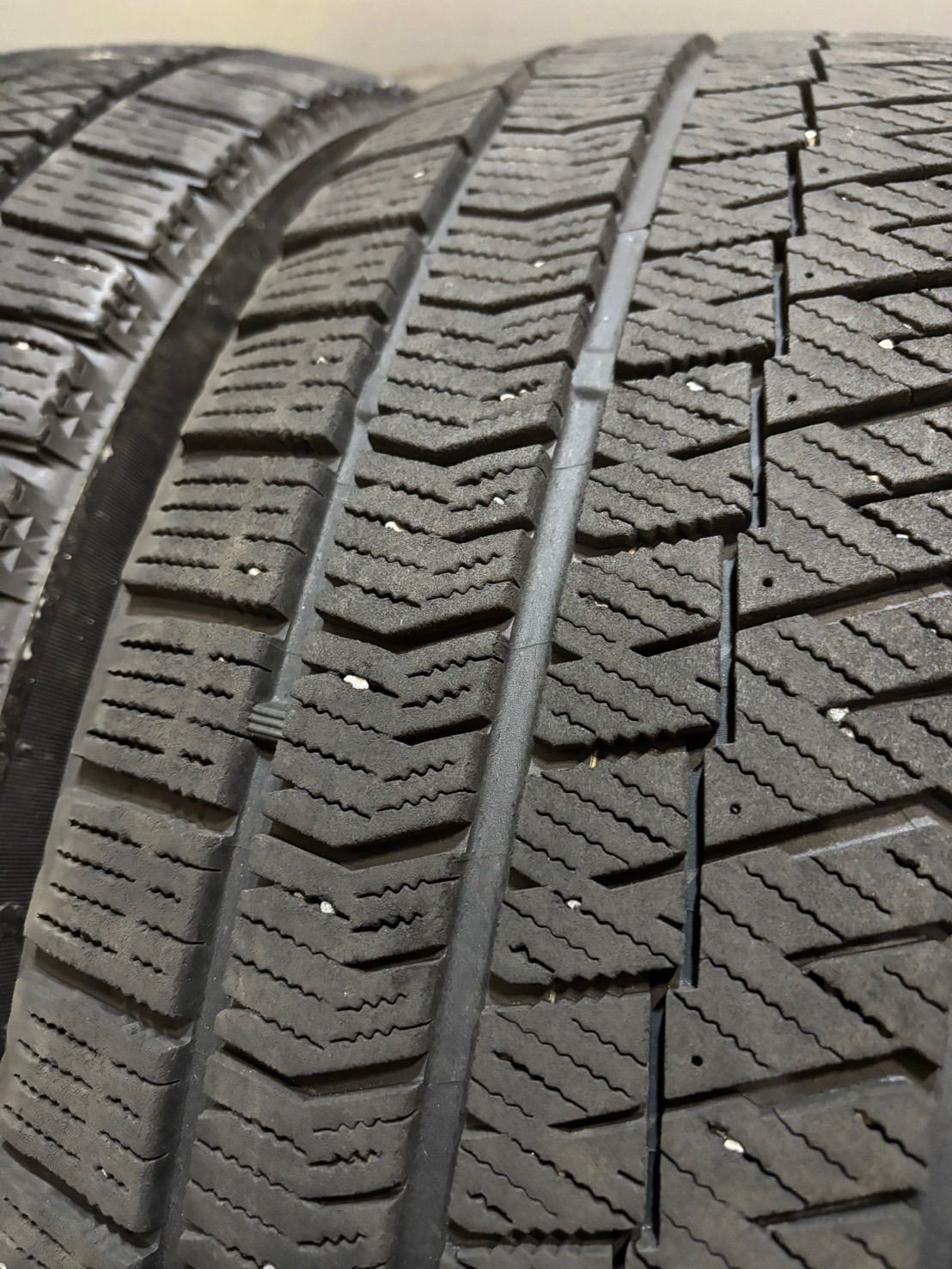 レヴォーグ 南3