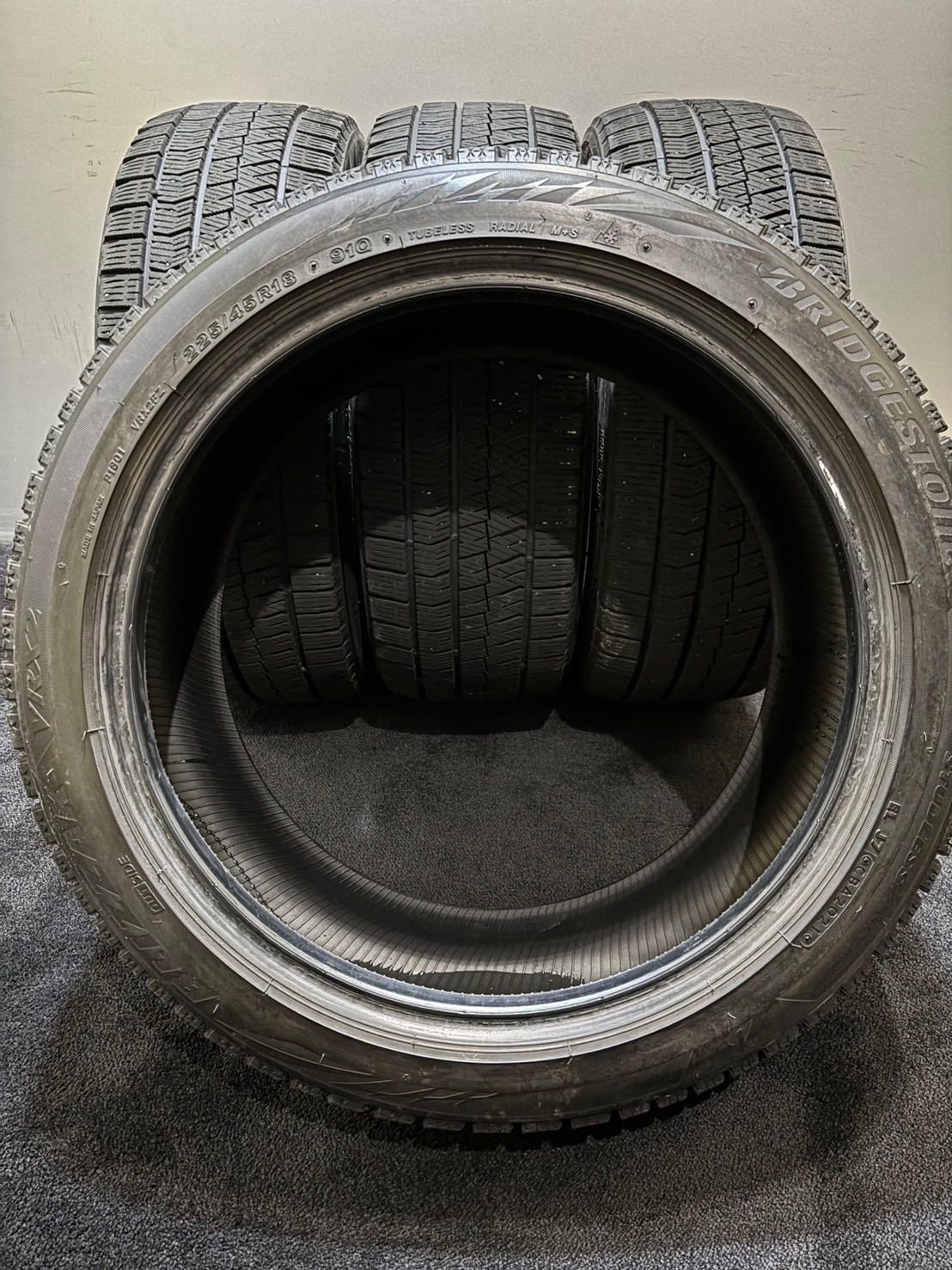 レヴォーグ 南3