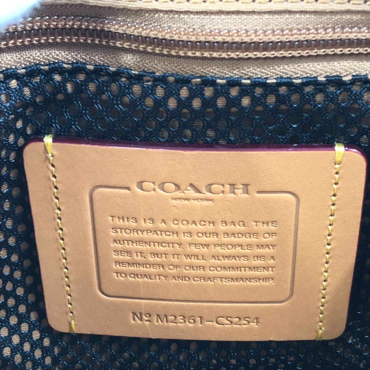 極美品!! 送料無料!!】COACH コーチ CS254 チャーター クロスボディ 24 