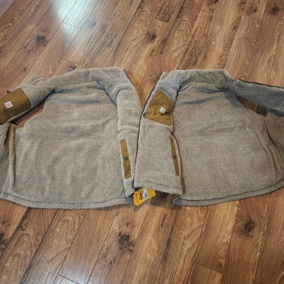 Carhartt カーハート ファー ダウン リバーシブル ベスト サイズ M L ユニセックス あたり