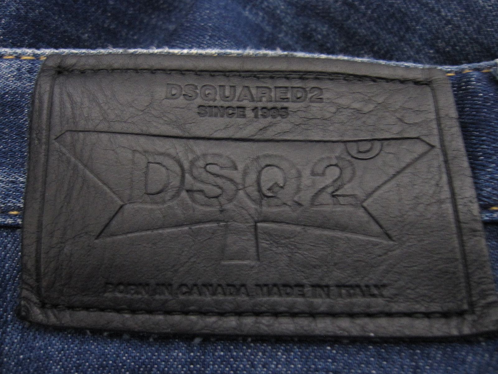 イタリア製】DSQUARED2 ジーンズ デニムパンツ S71LB0426 S30342