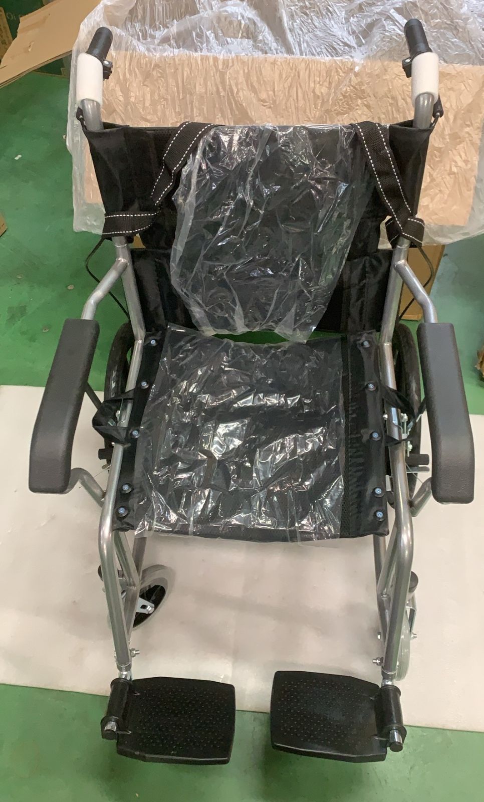 ESLUVE 介助型車椅子 車いす 折り畳み式--524271 B0FKN2NWX4