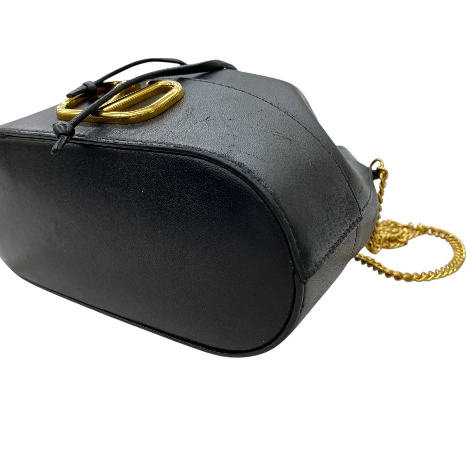  EM 1176 VALENTINO ヴァレンティノ ショルダーバッグ 巾着 チェーンバッグ ブラック レザー ショルダーバッグ ショルダーバッグ