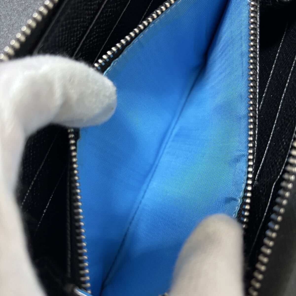 明日15時半まで r28 ブルガリ 長財布 ブラック ビーゼロワン BVLGARI ラウンドファスナー ラウンドジップ