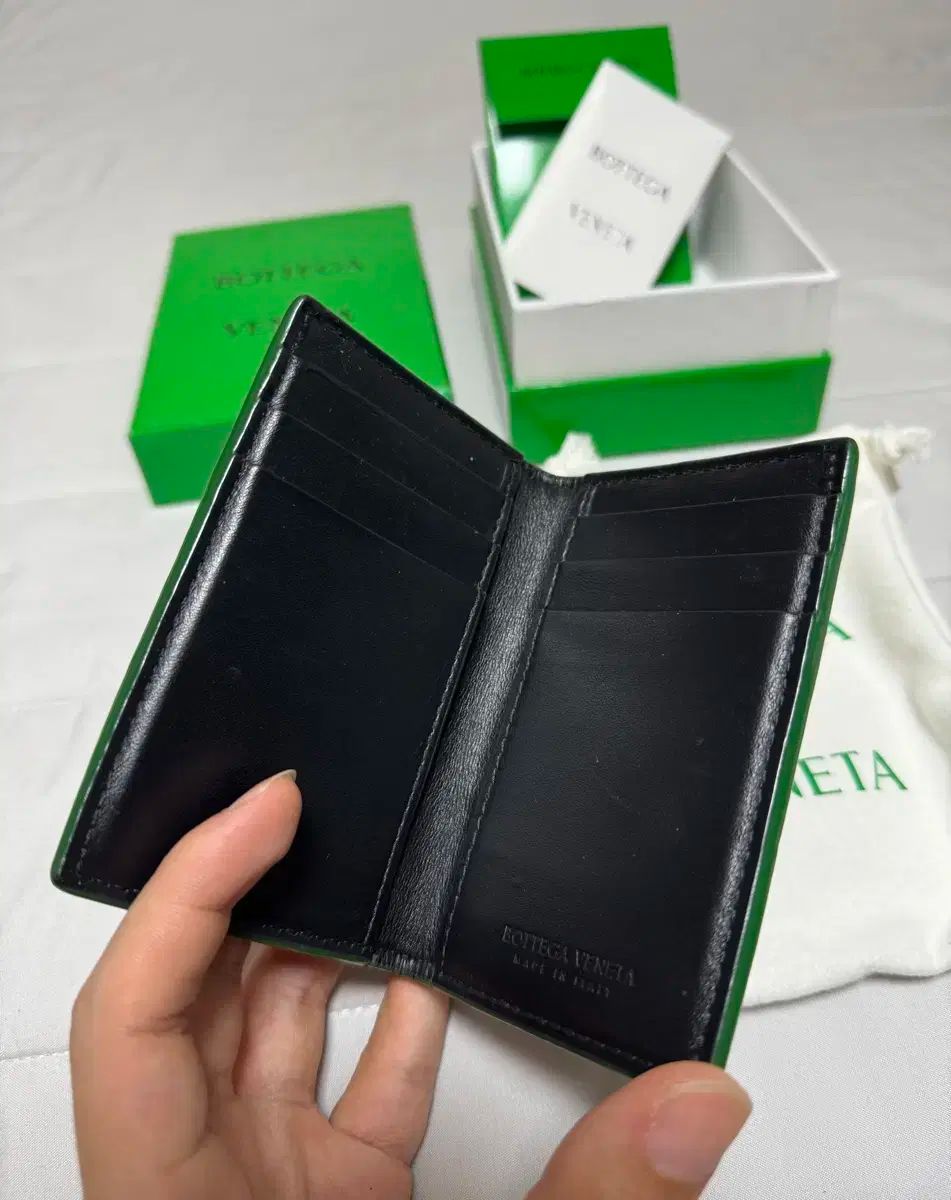 ボッテガヴェネタ マキシ オーガナイザー カードウォレット