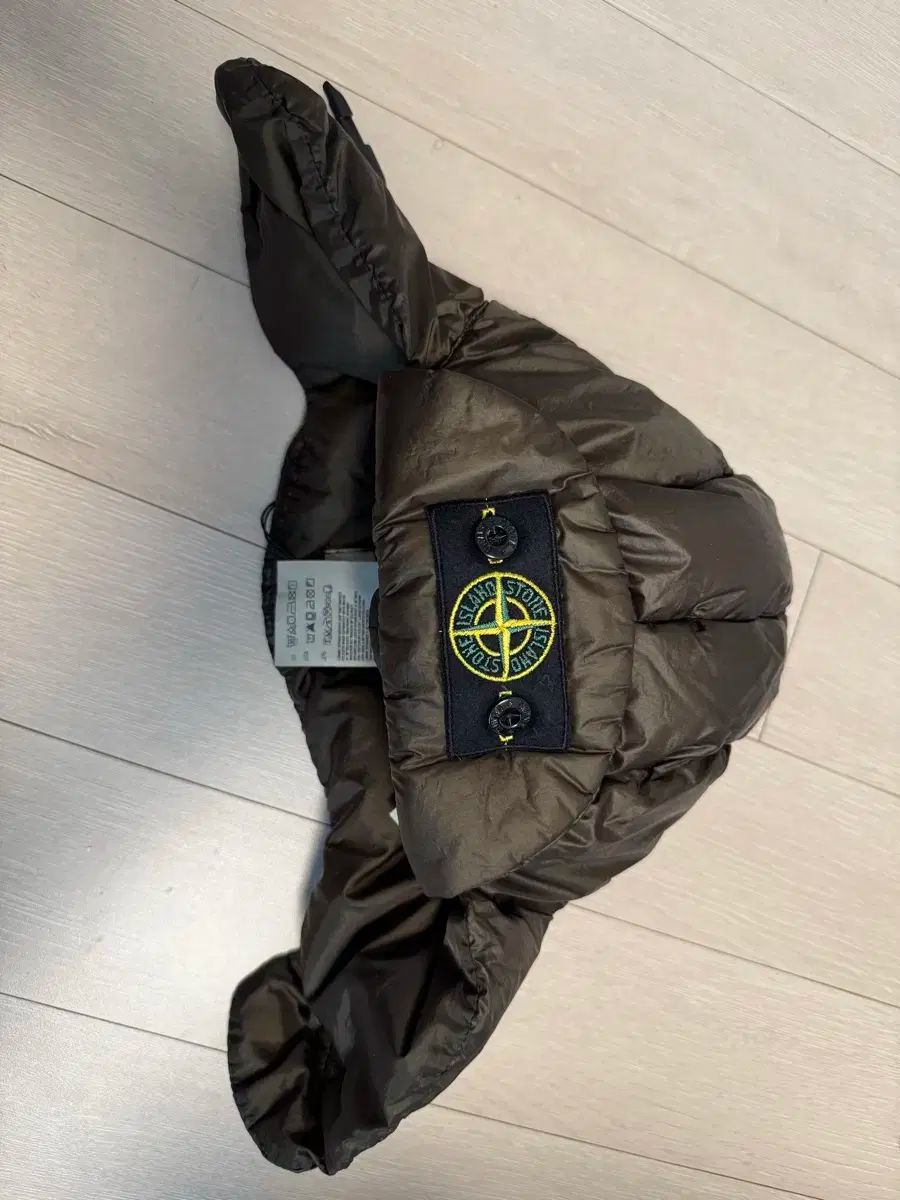 ストーンアイランド ジュニア ダウン帽子