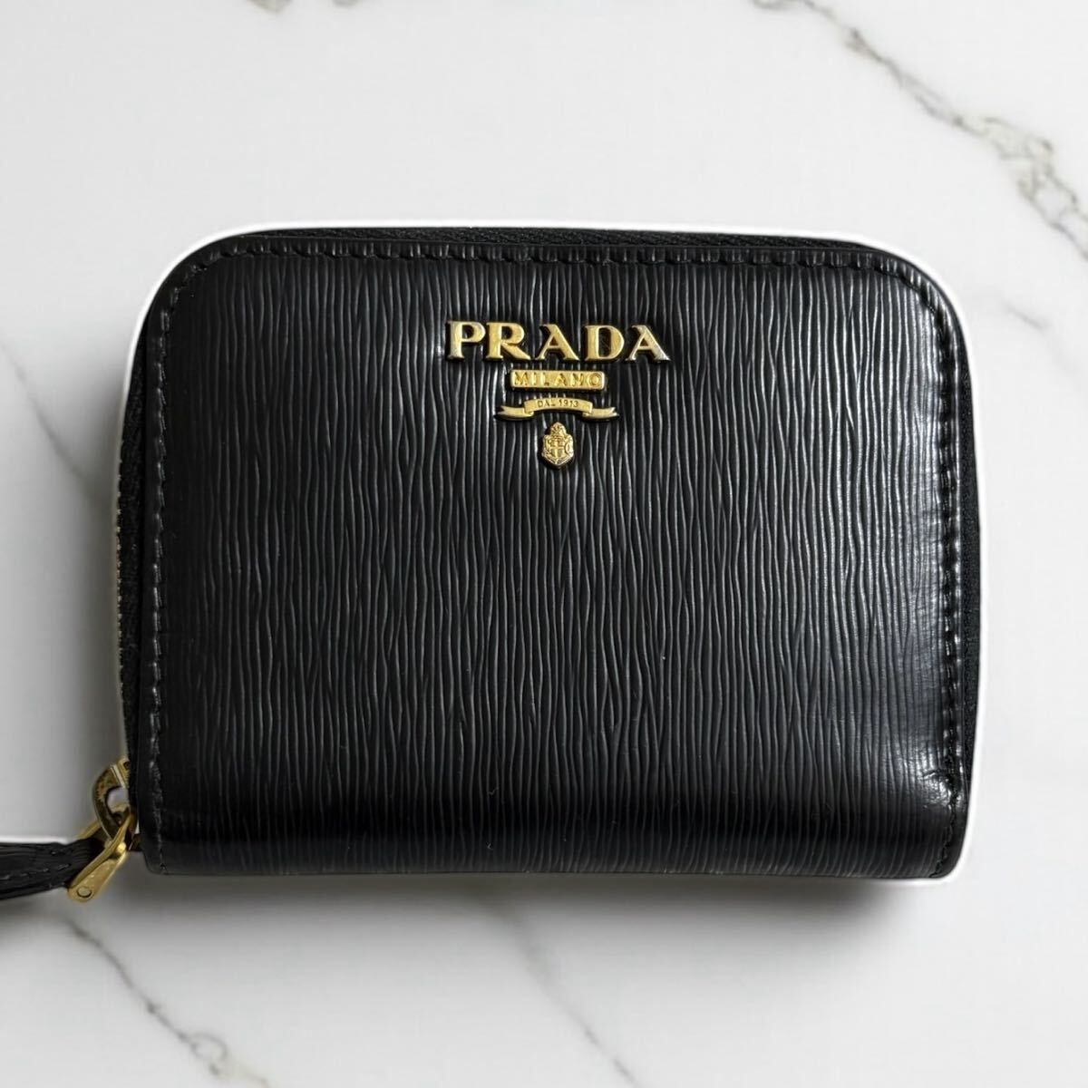 r34 プラダ コインケース ブラック PRADA 小銭入れ 黒 - メルカリ