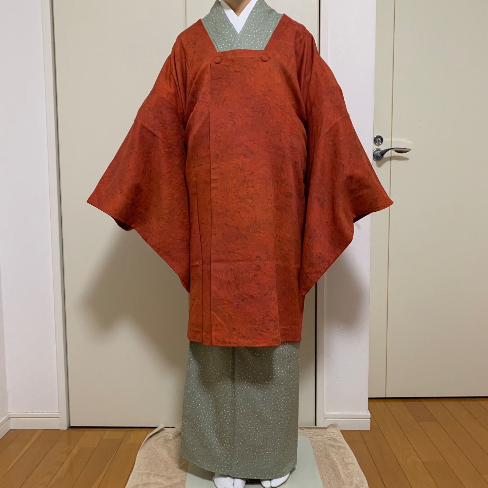 R-1489 和装コート 道行コート 絹 裄69センチ 身丈 背 90.5センチ レディース 着物用 墨流し