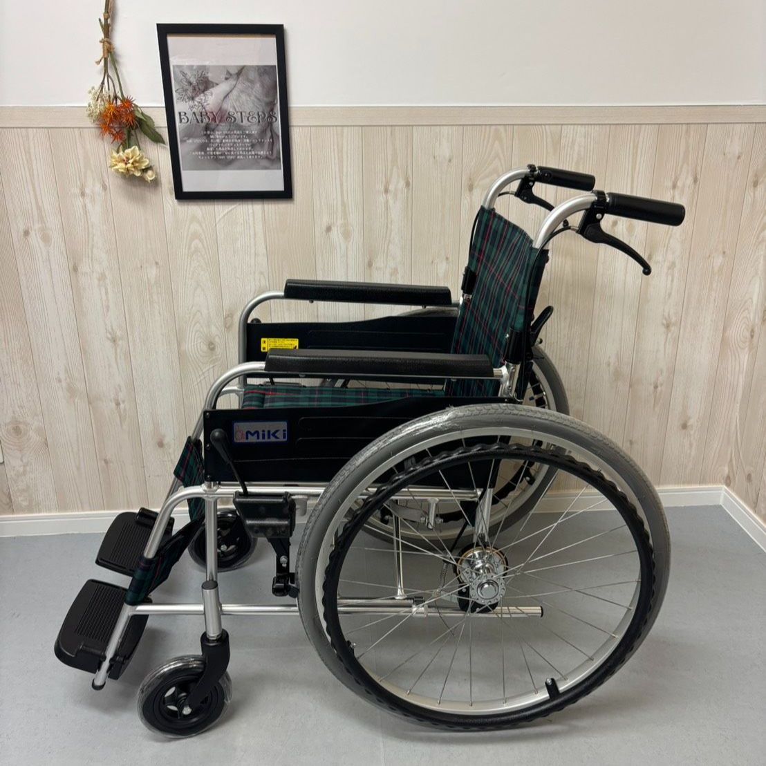 MPN-43JD MIKI ミキ 車椅子 車いす ストア 車イス スタンダード