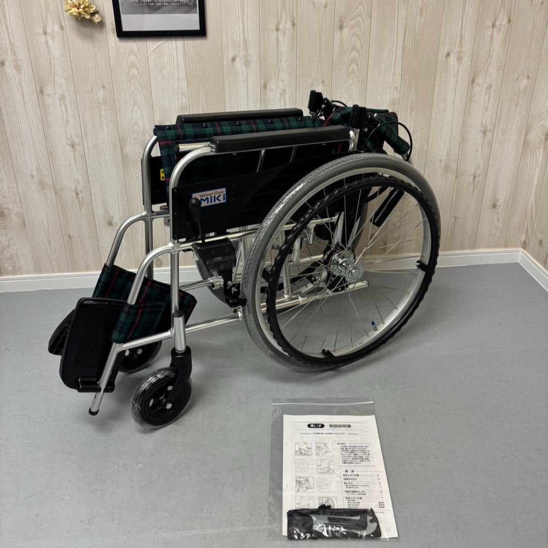 MPN-43JD MIKI ミキ 車椅子 車いす ストア 車イス スタンダード