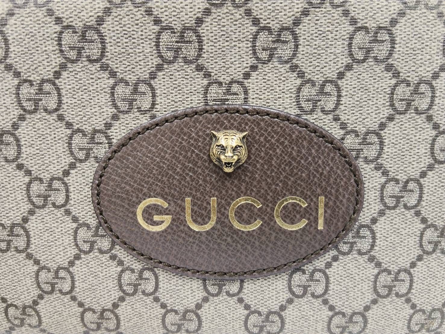 GUCCI GGスプリーム タイガーヘッド ショルダーバッグ