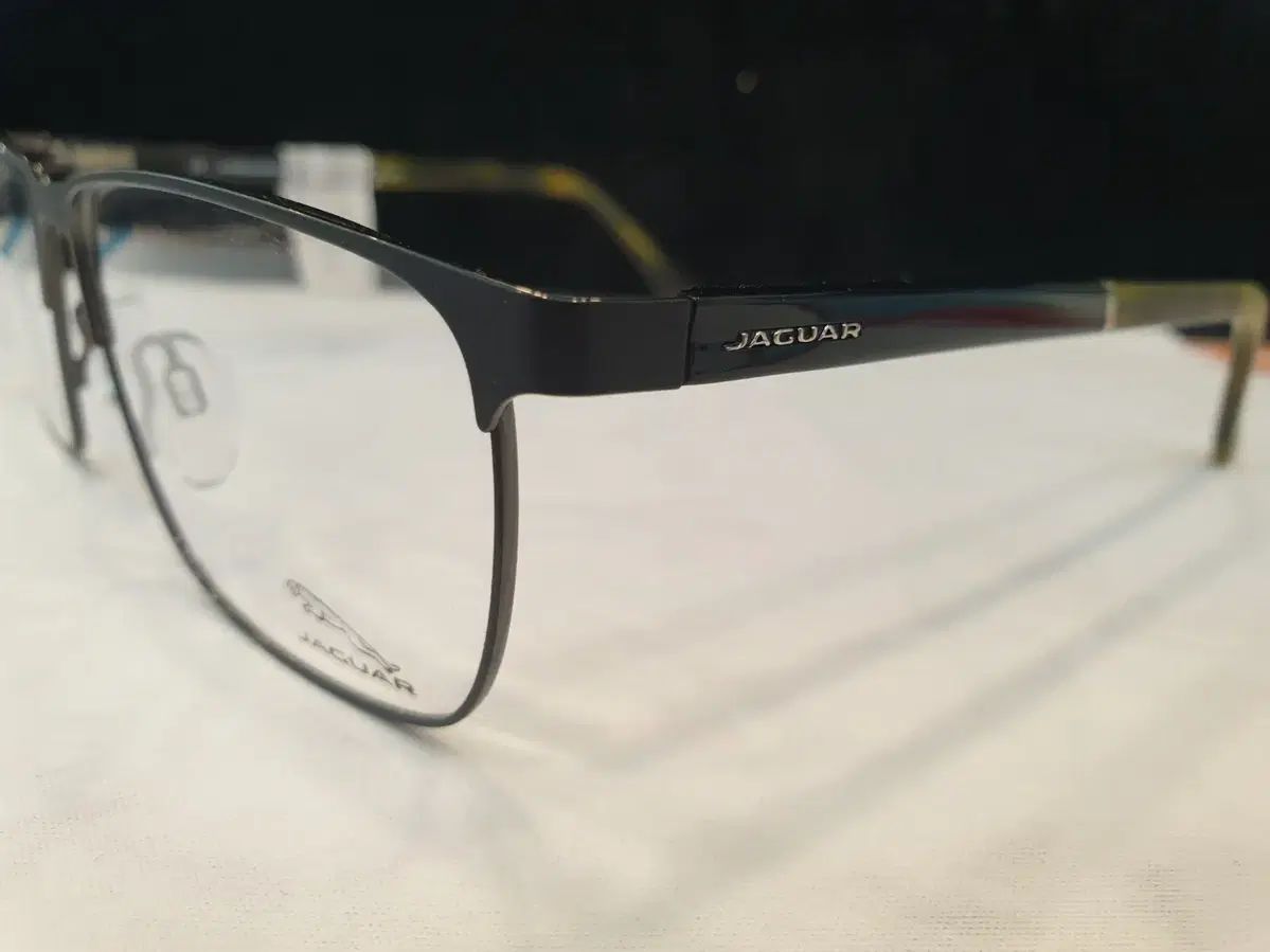 ドイツブランドメガネ ジャガー